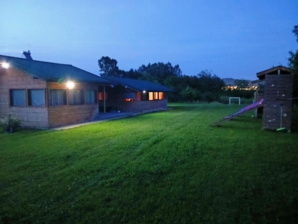 La Livada Villa Valea Danului Exterior foto